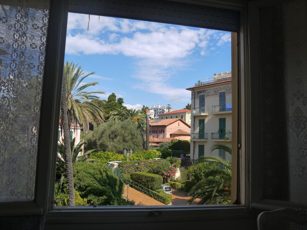 Апартаменты Casa Grandis Dimora Di Charme Nel Cuore Di Бордигера Номер фото